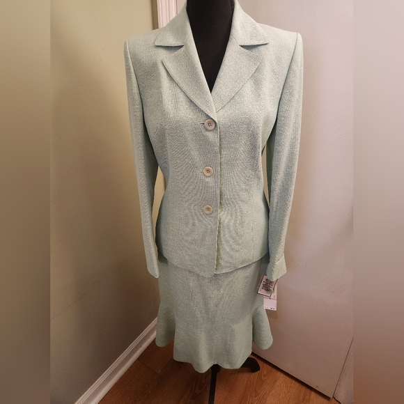 Evan Picone Dresses & Skirts - Woman's Suit Skirt Evan-Picone 6